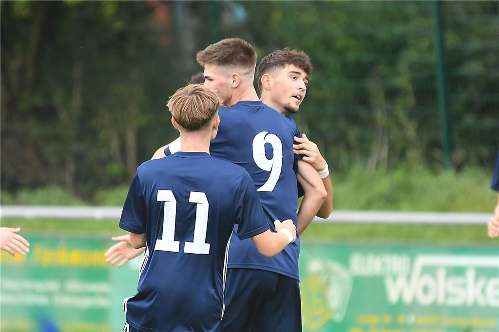 Am fünften Spieltag in Castrop-Rauxel gab es spannende Spiele im Jugend- und Seniorenfußball. Fotograf Volker Engel war vor Ort.