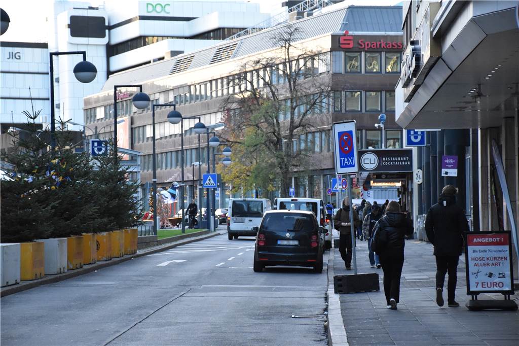 Polizei hängt weitere Kamera in Dortmund auf: Videoüberwachung wird ausgeweitet Kampstraße in Dortmund