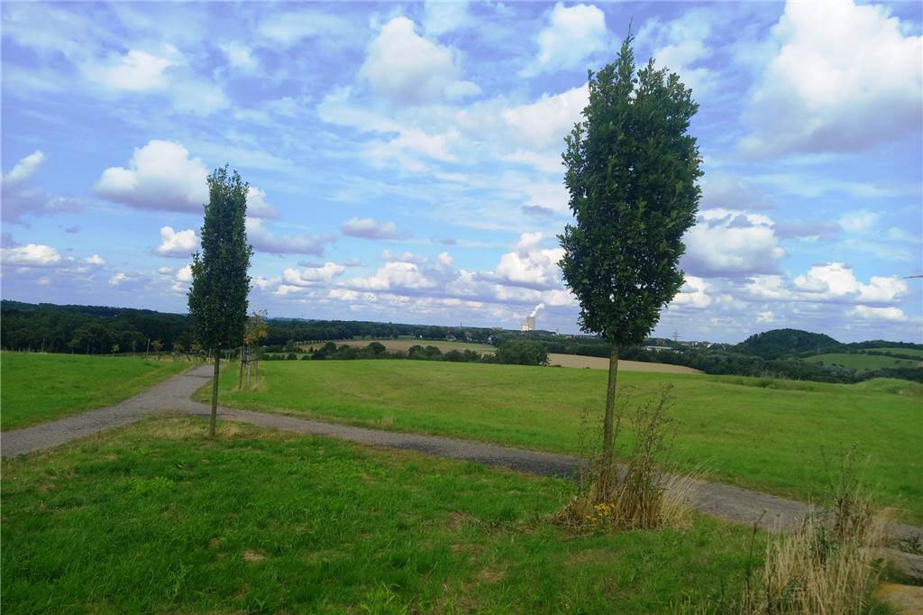 Am Himmel sind kaum Wolken zu sehen.