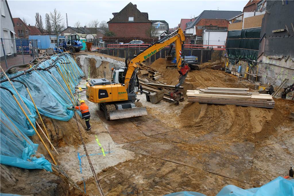 Gerüchtecheck: Kommt wirklich ein Café Extrablatt nach Vreden? Am Markt 1 wird gebaut, in den Neubau soll ein Café Extrablatt einziehen.
