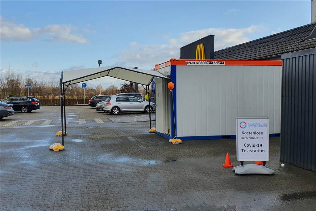 Nach neuer Verordnung: So ist die Situation an den Corona-Teststellen in Werne Am McDonalds an der Nordlippestraße können noch Coronatests gemacht werden, aber wie lange?