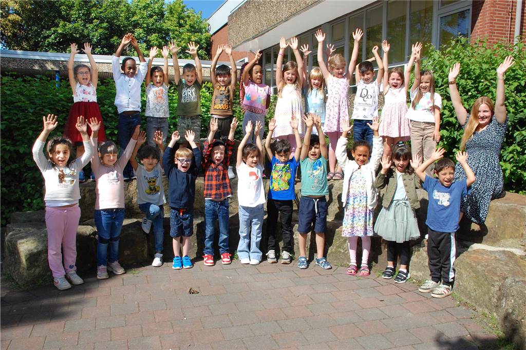 Am neuen Teilstandort der Cottenburgschule besuchen 24 Kinder die Eisbären-Klasse 1D. Klassenlehrerin ist Wiebke Weingarten.