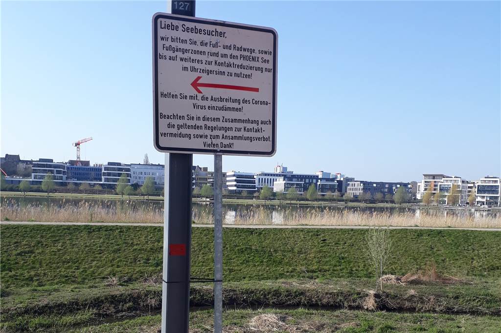 Polizei und Stadt Dortmund mit deutlichem Appell zu Ostern Am Phoenix-See gibt es neue Schilder.
