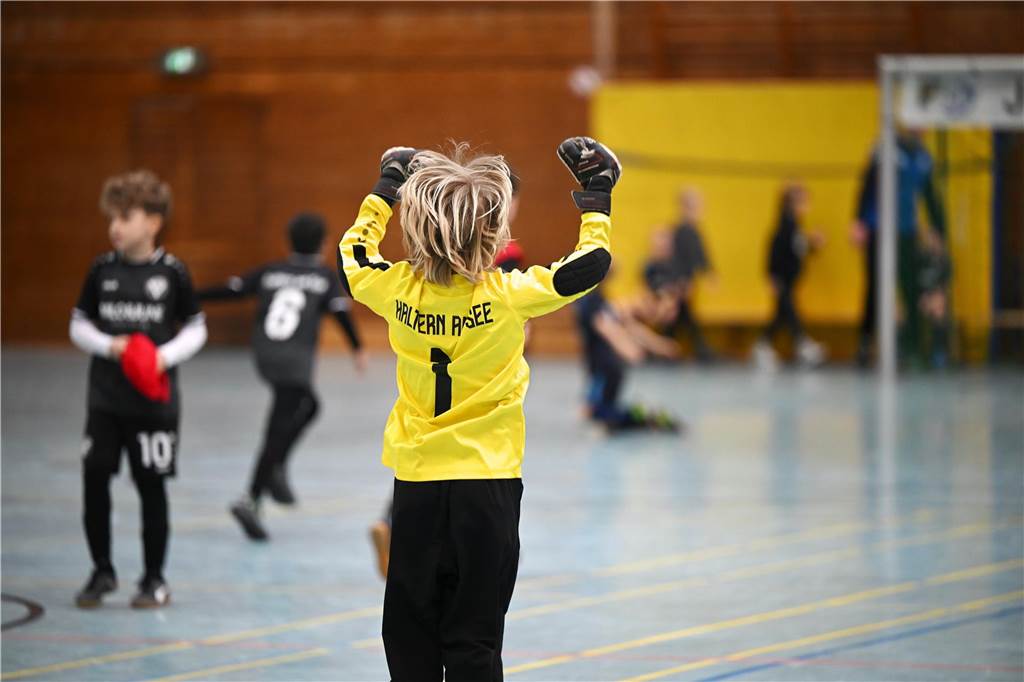 Am Samstag (27. Januar) waren die F-Junioren dran: In der Dreifachhalle wurde die Hallenfußball-Stadtmeisterschaft wieder als Spielfest ausgetragen.