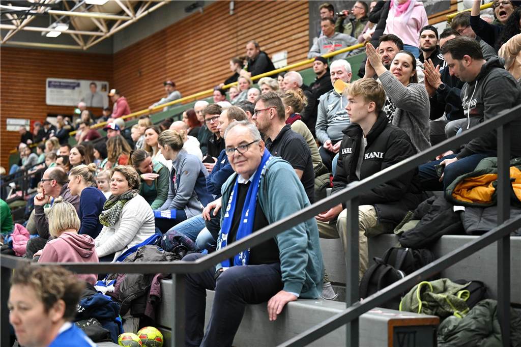 Am Samstag (27. Januar) waren die F-Junioren dran: In der Dreifachhalle wurde die Hallenfußball-Stadtmeisterschaft wieder als Spielfest ausgetragen.
