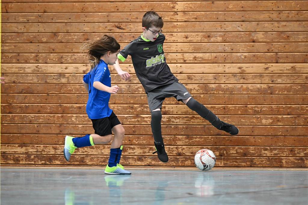 Am Samstag (27. Januar) waren die F-Junioren dran: In der Dreifachhalle wurde die Hallenfußball-Stadtmeisterschaft wieder als Spielfest ausgetragen.