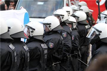 Am Samstag ist Bereitschaftspolizei wegen einer Nazi-Demonstration und möglichen Protesten im Einsatz.