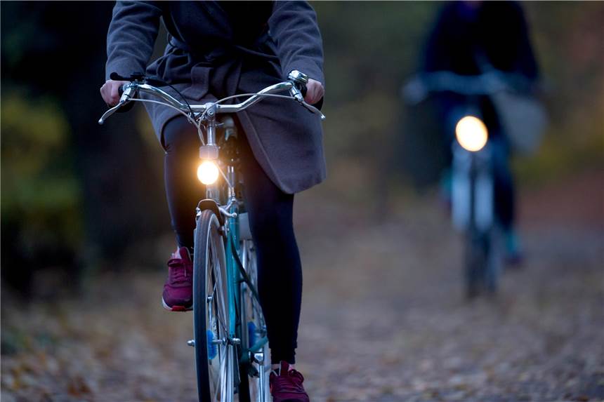Fahrradfahrerin knallt gegen geöffnete Autotür Am Samstag kam es in Castrop-Rauxel zu zwei Fahrradunfällen.