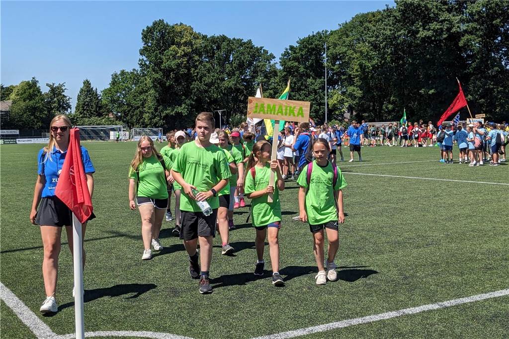 Am Samstag startete die 37. Sportplatzolympiade in Dorsten mit Festumzug und "Spiel ohne Grenzen"