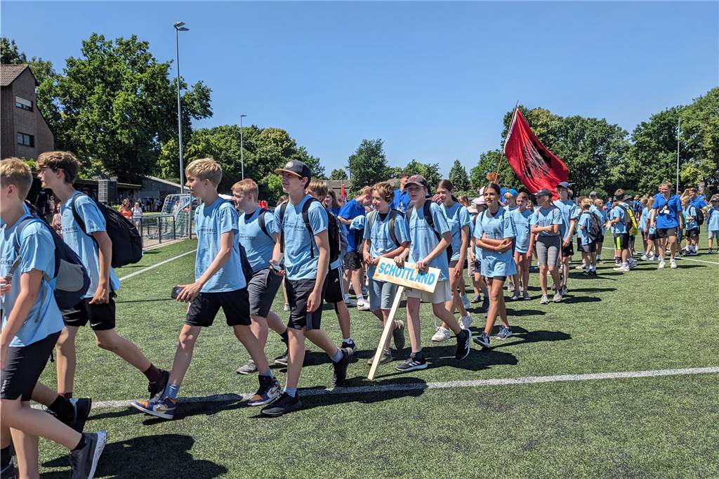 Am Samstag startete die 37. Sportplatzolympiade in Dorsten mit Festumzug und "Spiel ohne Grenzen"
