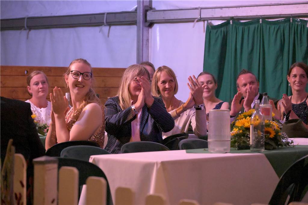 Am Samstagabend (31.8.) feierte die Bürgerschützengilde St. Stephanus Bork den Königsball.