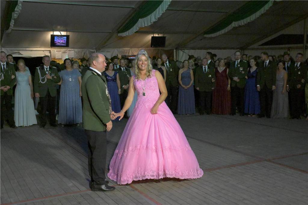 Am Samstagabend (31.8.) feierte die Bürgerschützengilde St. Stephanus Bork den Schützenfestball.