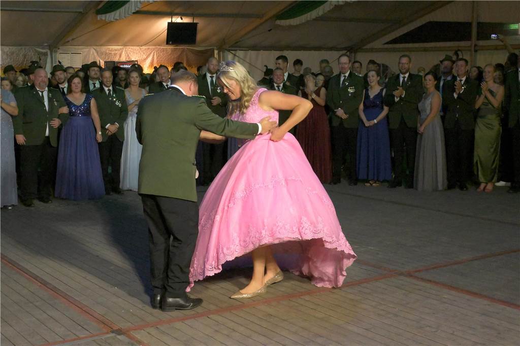 Am Samstagabend (31.8.) feierte die Bürgerschützengilde St. Stephanus Bork den Schützenfestball.