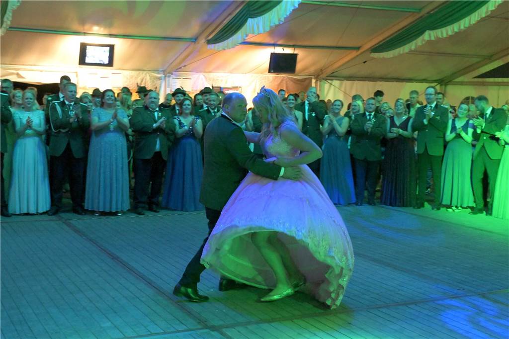 Am Samstagabend (31.8.) feierte die Bürgerschützengilde St. Stephanus Bork den Schützenfestball.