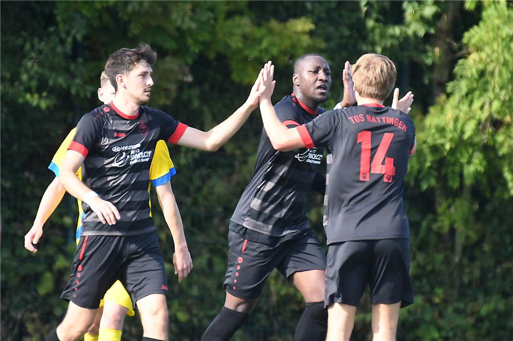 Am siebten Spieltag fotografierten Hermann Klingsieck und Volker Engel Spiele in Herne und Castrop-Rauxel.