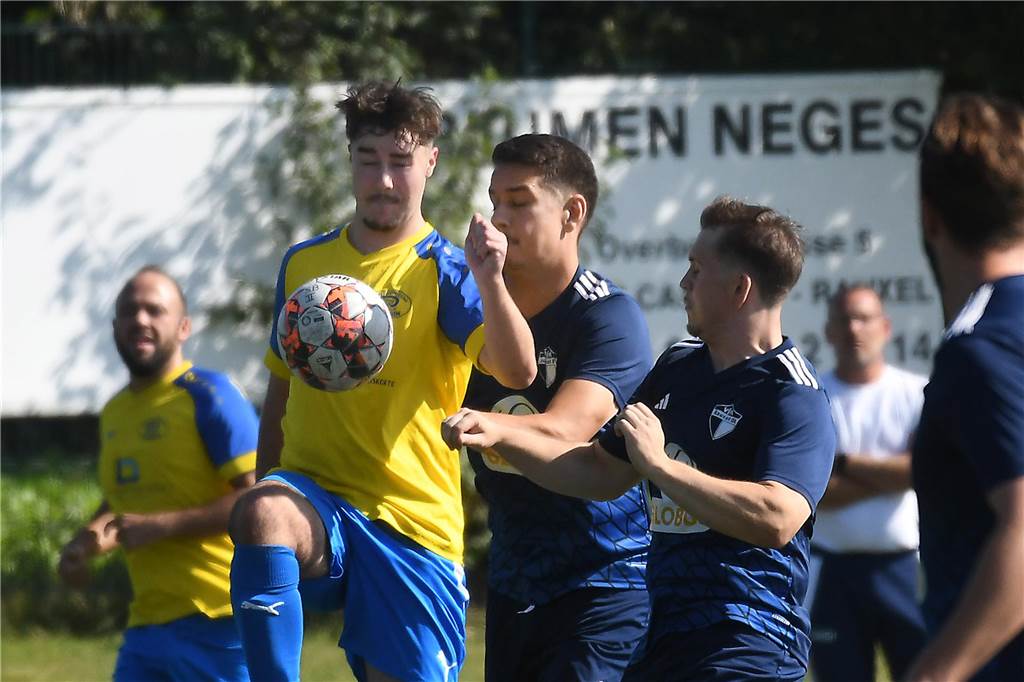 Am siebten Spieltag fotografierten Hermann Klingsieck und Volker Engel Spiele in Herne und Castrop-Rauxel.