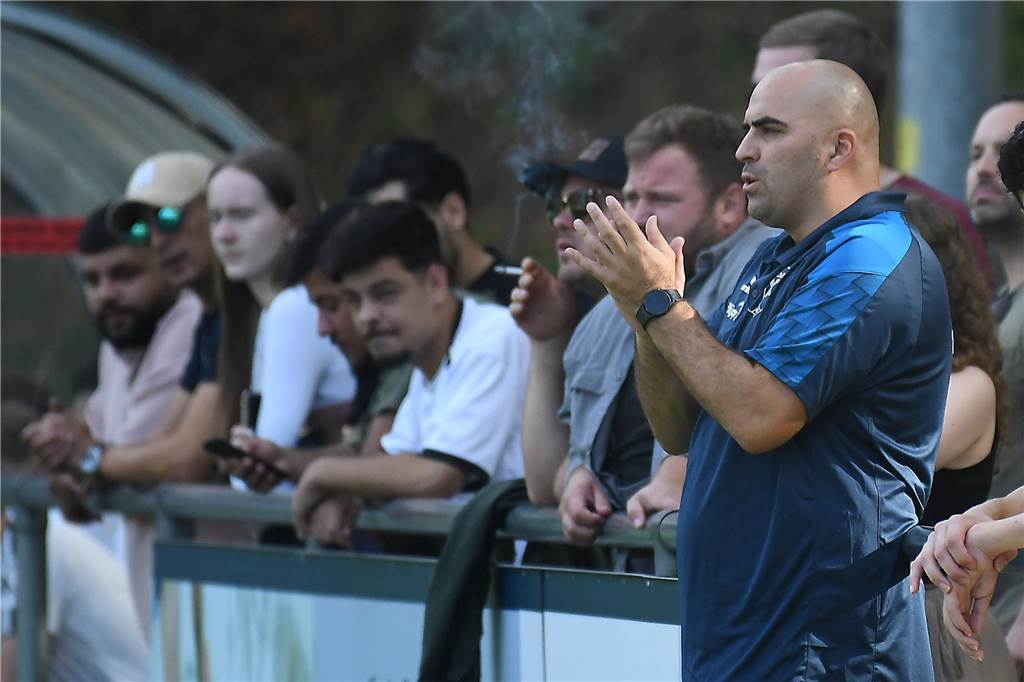 Am siebten Spieltag fotografierten Hermann Klingsieck und Volker Engel Spiele in Herne und Castrop-Rauxel.