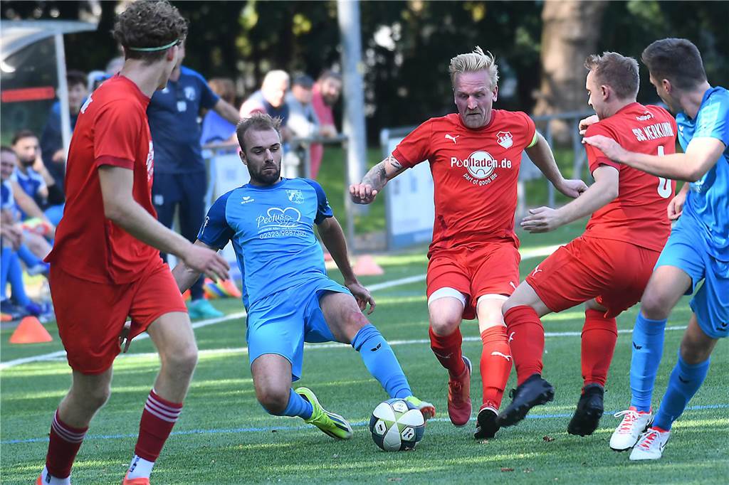 Am siebten Spieltag fotografierten Hermann Klingsieck und Volker Engel Spiele in Herne und Castrop-Rauxel.