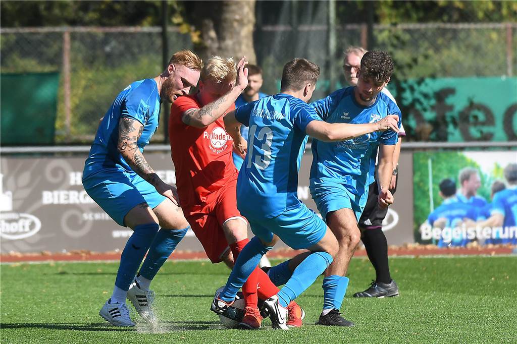 Am siebten Spieltag fotografierten Hermann Klingsieck und Volker Engel Spiele in Herne und Castrop-Rauxel.