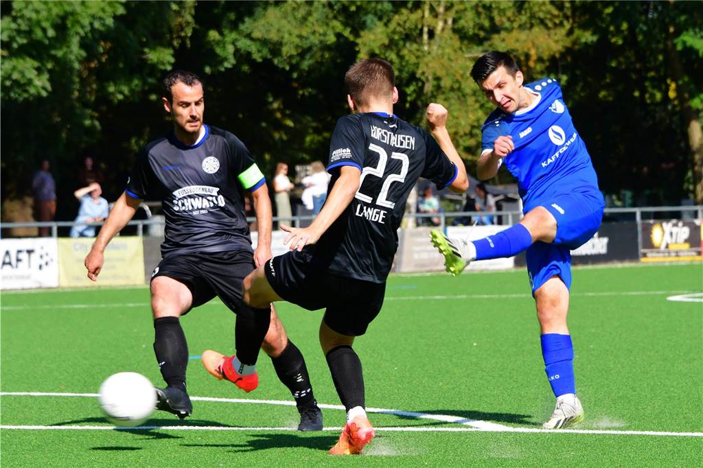 Am siebten Spieltag fotografierten Hermann Klingsieck und Volker Engel Spiele in Herne und Castrop-Rauxel.