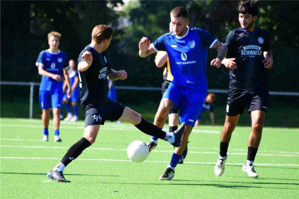 Am siebten Spieltag fotografierten Hermann Klingsieck und Volker Engel Spiele in Herne und Castrop-Rauxel.