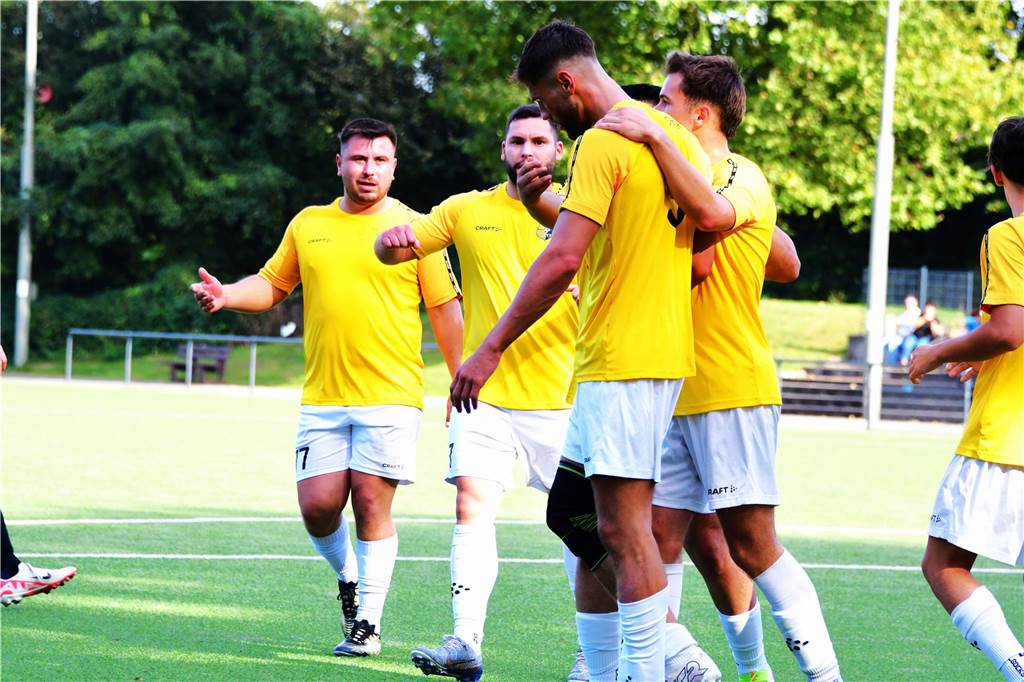 Am siebten Spieltag fotografierten Hermann Klingsieck und Volker Engel Spiele in Herne und Castrop-Rauxel.