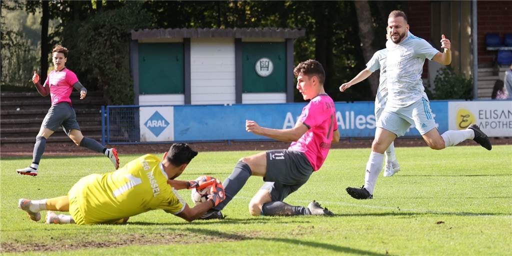 Westfalenliga: Zwei Tore entscheiden das Duell zwischen YEG Hassel und Wacker Obercastrop Am siebten Westfalenliga-Spieltag gastierte der SV Wacker Obercastrop bei YEG Hassel.