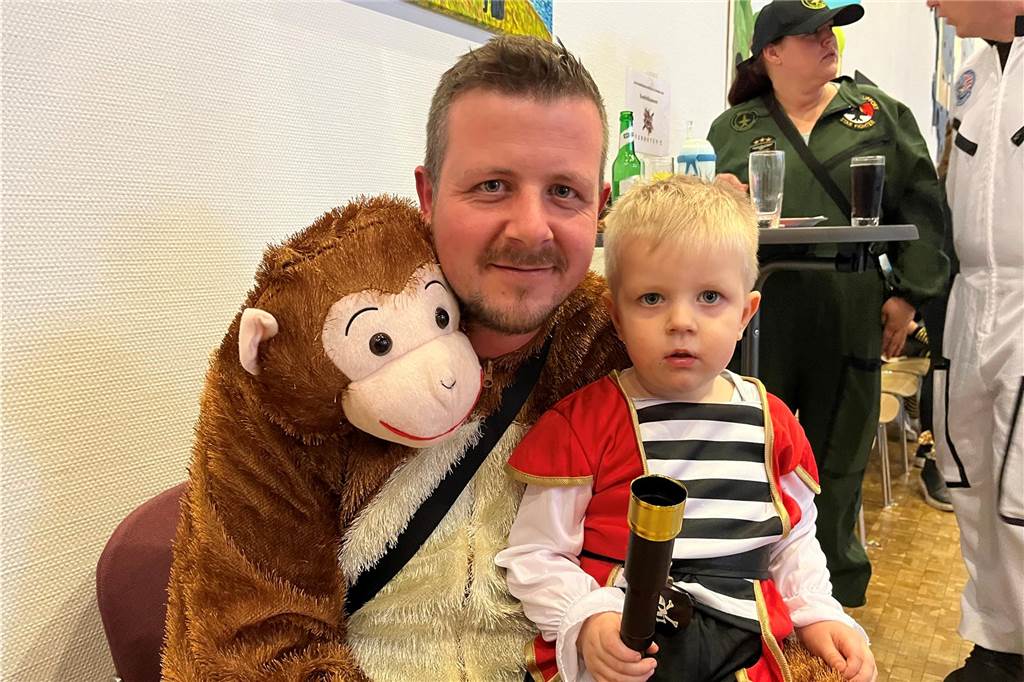 Am Sonntag (4.2) feierte der KC Rote Funken in der Aula des Adalbert-Stifter-Gymnasiums in Castrop-Rauxel Kinderkarneval.