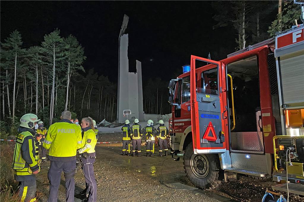 Am späten Abend des 29. Septembers 2021 ist in der Hohen Mark in Haltern ein Windrad eingestürzt.