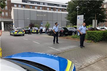 Am St. Josefs-Hospital hat es am Dienstagnachmittag Schüsse gegeben.