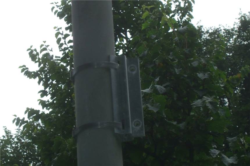 Unbekannte stehlen Haltestellenschild des Halterner Bürgerbusses Am Sundernfriedhof hat jemand das Haltestellenschild des Bürgerbusses gestohlen.
