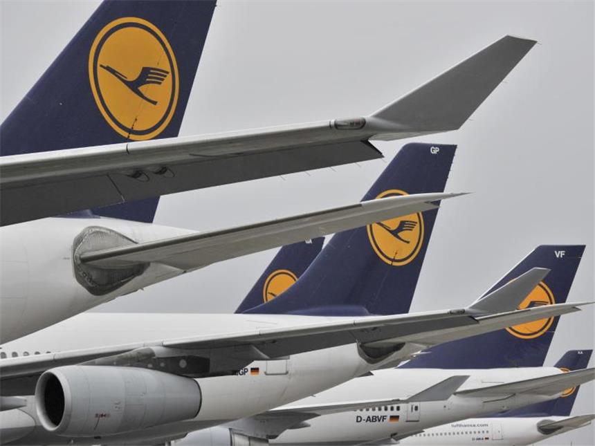 Lufthansa-Flugbetrieb läuft nach Streik wieder planmäßig Am Tag nach dem Streik der Lufthansa-Piloten läuft der Verkehr wieder rund. Foto: Boris Roessler