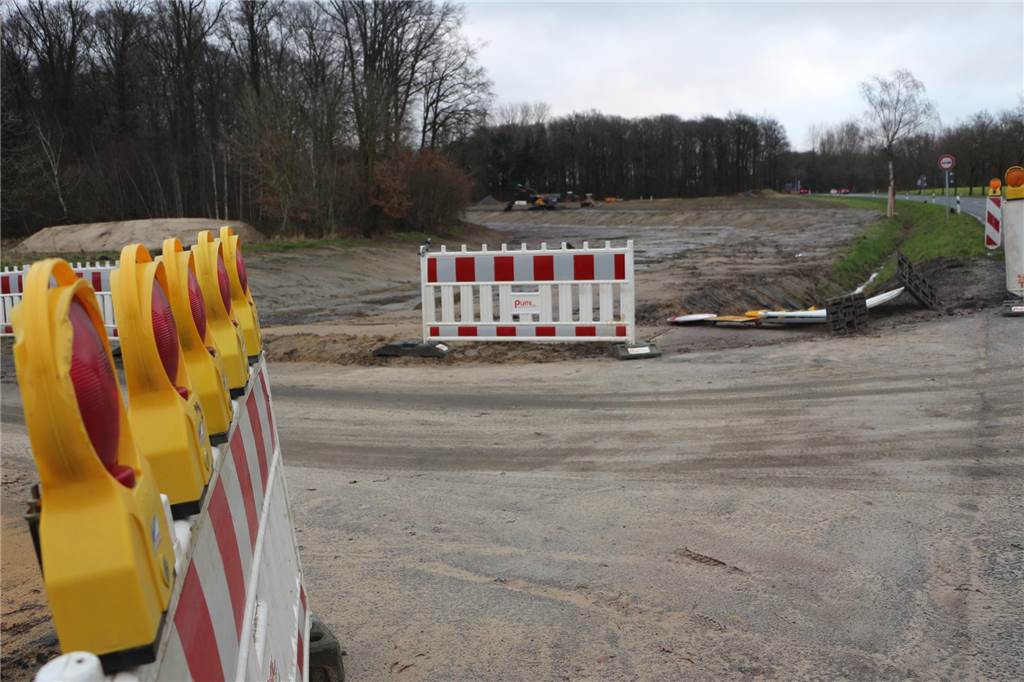 Vergabe naht: Weg ist frei für neue Gewerbeflächen im Hegebrock Baustelle am Westfalenring