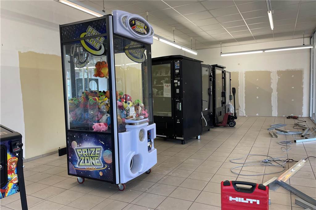 Automatenkiosk beendet Leerstand im Zentrum Hausecke