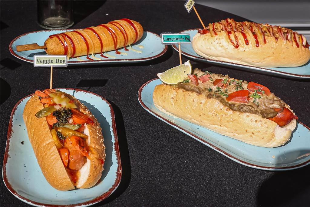 Premiere für Street-Food-Festival : Dortmunder Süden genießt auf dem Marktplatz