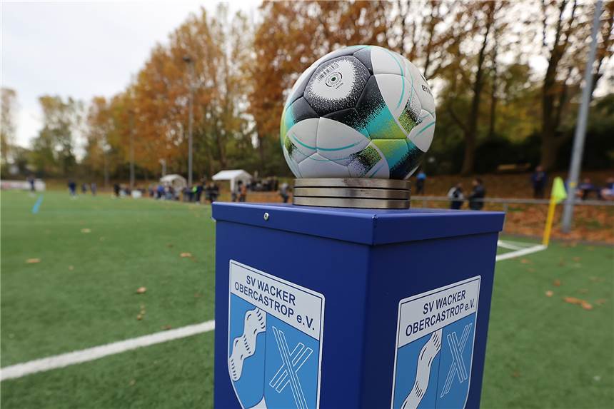 Alle Castrop-Rauxeler Fußball-Paarungen und Spielabsagen vom Wochenende im Überblick Am zehnten Westfalenliga-Spieltag unterlag der SV Wacker Obercastrop der DJK TuS Hordel mit 1:3 (0:2).