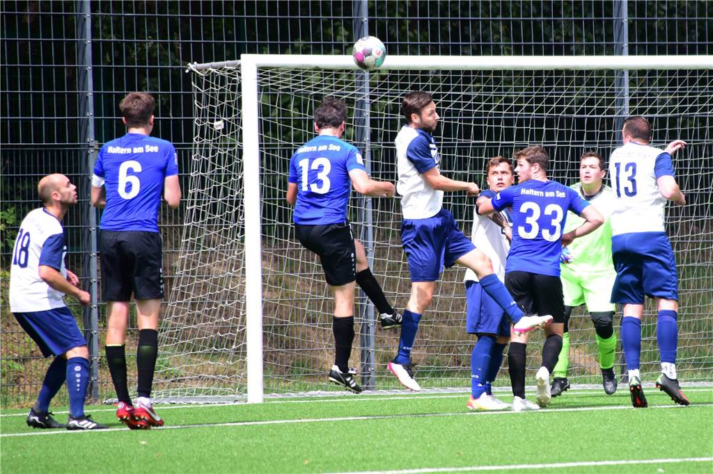 Am zweiten Tag der Reserve-Stadtmeisterschaft Halterns setzte sich am Ende der TuS Haltern am See II im Finale gegen Concordia Flaesheim II durch.