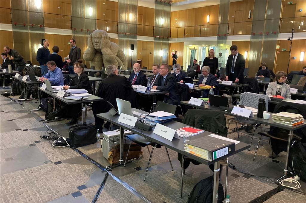 Überraschung: Verfahren gegen Trianel Lünen wird eingestellt Am zweiten Verhandlungstag vor dem OGV Münster in Sachen Trianel kam die Wende.