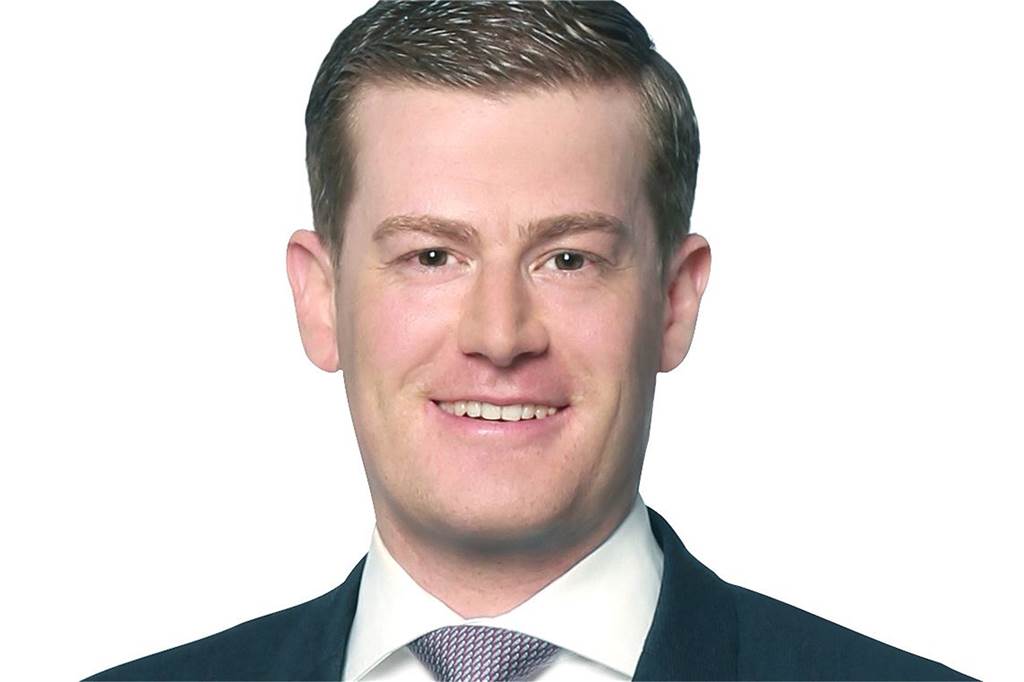Unternehmen mieten immer mehr Flächen an: „Das Büro ist nicht tot“ Amedeo Augenbroe ist Essener Niederlassungsleiter der BNP Paribas Real Estate GmbH. „Geprägt wurde das starke Resultat des Jahres 2022 in Dortmund vor allem durch den Eigennutzer-Abschluss des IT-Dienstleisters Materna über insgesamt 44.000 m², der gut ein Drittel zum Gesamtflächenumsatz beigetragen hat", sagt er. Materna baut gerade einen neuen Firmensitz auf der Stadtkrone-Ost.