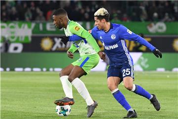 Amine Harit (r.) steht Schalke vorerst nicht zur Verfügung, er ist mit der Nationalmannschaft Marokkos unterwegs.