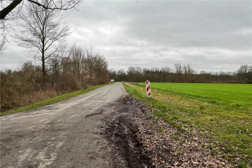 Neue Lippe-Kanuanlagestelle in Schermbeck: Das ist der Stand An den Standstreifen, die entstehen sollen, soll es Parkmöglichkeiten geben.