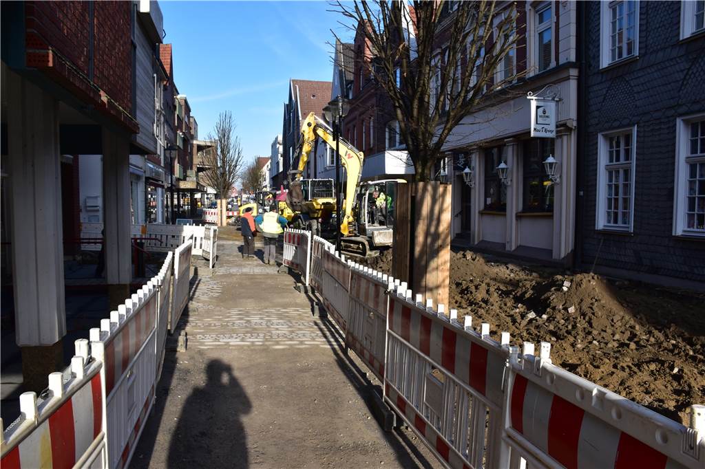 Mit Video: Bauarbeiten an der Bonenstraße in Werne gehen weiter - Ende ist in Sicht An der Baustelle in der Bonenstraße zwischen Moormannplatz und Kino geht es weiter.