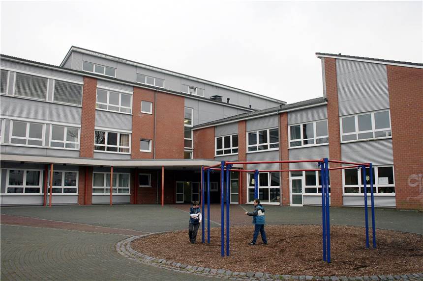 Corona-Fall an der nächsten Castrop-Rauxeler Schule An der einstigen Schillerschule, heute Teilstandort der Sekundarschule Süd für die höheren Jahrgangsstufen, gab es Mitte Dezember einen Corona-Fall.