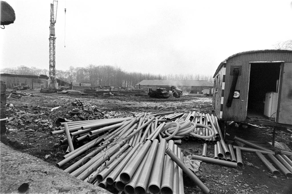 An der Freiherr-vom-Stein-Straße liegt das Bauunternehmen Kortmann, dahinter der dazu gehörende Betriebshof.