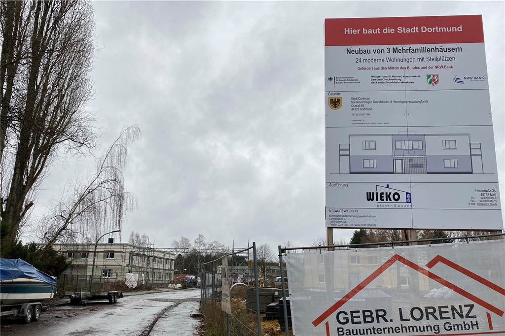 Angst um Kita und Neubaugebiet: Dortmunder fürchtet Schadstoffe im Boden An der Fuchteystraße entstehen drei neue Häuser mit 24 Wohnungen.