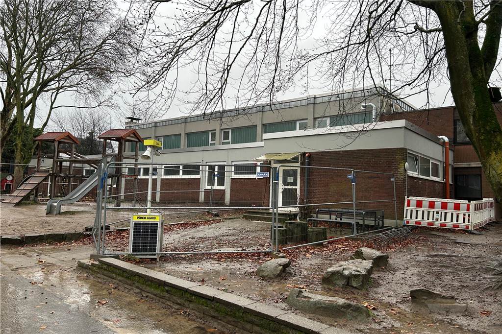 Sanierung und Schließung der Turnhalle in Bork: „Lösungen mit vereinten Kräften“ An der Grundschule Auf den Äckern in Bork müssen die Kinder wohl bis nach den Sommerferien warten, bis ihre Turnhalle wieder in Betrieb ist.