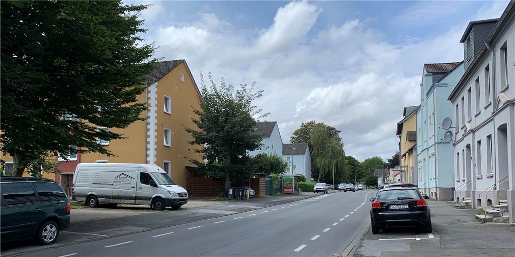 An der Hangeneystraße in Dortmund-Kirchlinde kam es am Sonntag zu einem Streit zwischen Vermieter und einer Mietpartei. Auslöser war ein Hund.