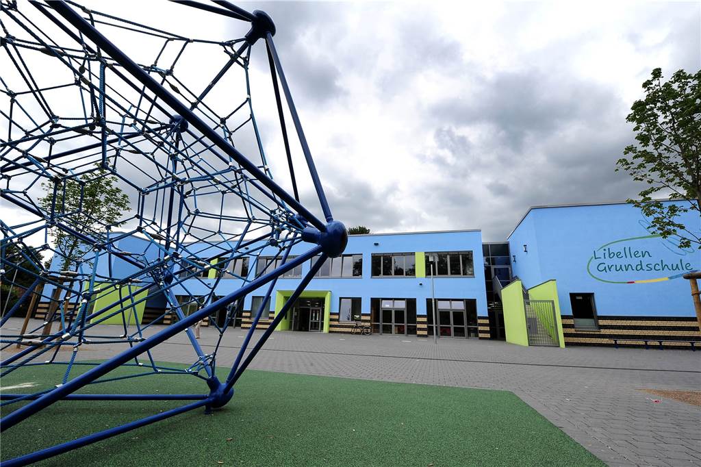 Unterricht trotz Corona-Fällen: Grundschul-Leiterin ist „sehr besorgt“ An der Libellen-Grundschule in Dortmund gibt es zwei Corona-Fälle.