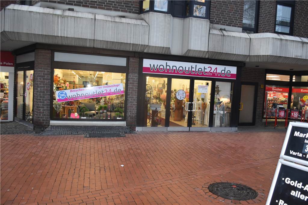 Friseur, Arzt, Bestatter: Das wurde aus Castrop-Rauxels Schlecker-Filialen An der Münsterstraße befindet sich heute ein Geschäft für Outlet-Möbel.