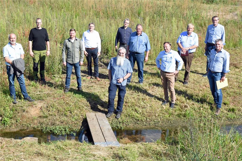 Emrichbach in Oldenkott schlängelt sich wieder durch die Natur An der Renaturierung des Emrichbaches waren zahlreiche Akteure beteiligt.